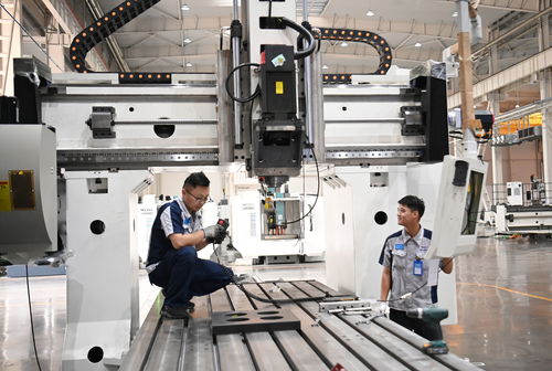 山东滕州 做强主导产业 助推工业经济驶入 快车道